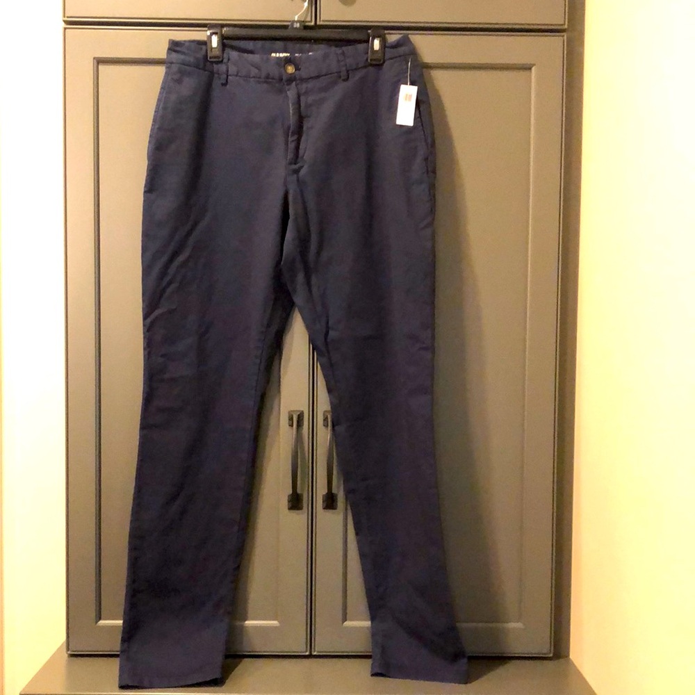 Chinos / Khakis - Athletic Cut with Built-in Flex - Navy 33x34